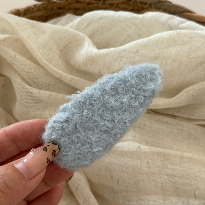 Wholesale Plush Hair Clips with Colorful Lamb Wool on the Side