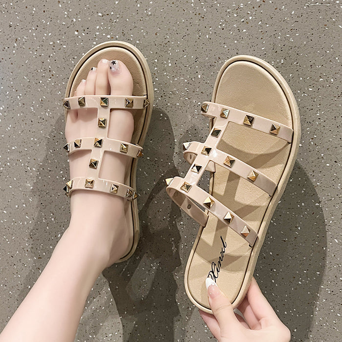 Wholesale Summer outer wear rivet flip-flops flat beach sandals