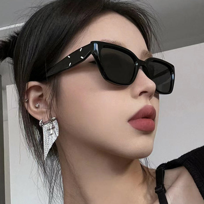 Wholesale Cat's Eye Sunglasses Retro Sunglasses Luxury Fashion Sunscreen Sunglasses