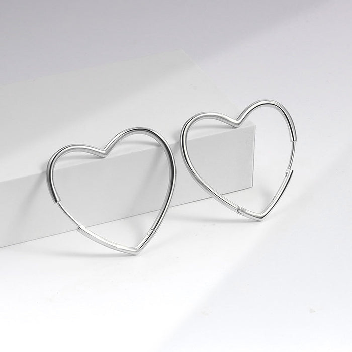 Wholesale Heart Design Earrings For Women Copper Electroplated Sweet And Minimalist Fashion Jewelry Accessory Casual Gift Boutique Resale