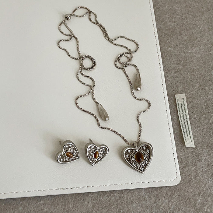Wholesale Lace Heart Tiger Eye Stone Pull-out Sweater Chain