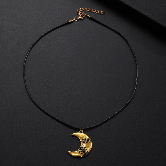 Wholesale  Retro Gothic Patched Worn Moon Pendant Necklace Holiday Versatile