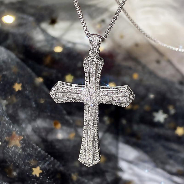 Wholesale Specially designed for women's necklaces, pendants, light luxury style jewelry, necklaces, versatile and high-end cross necklaces for women