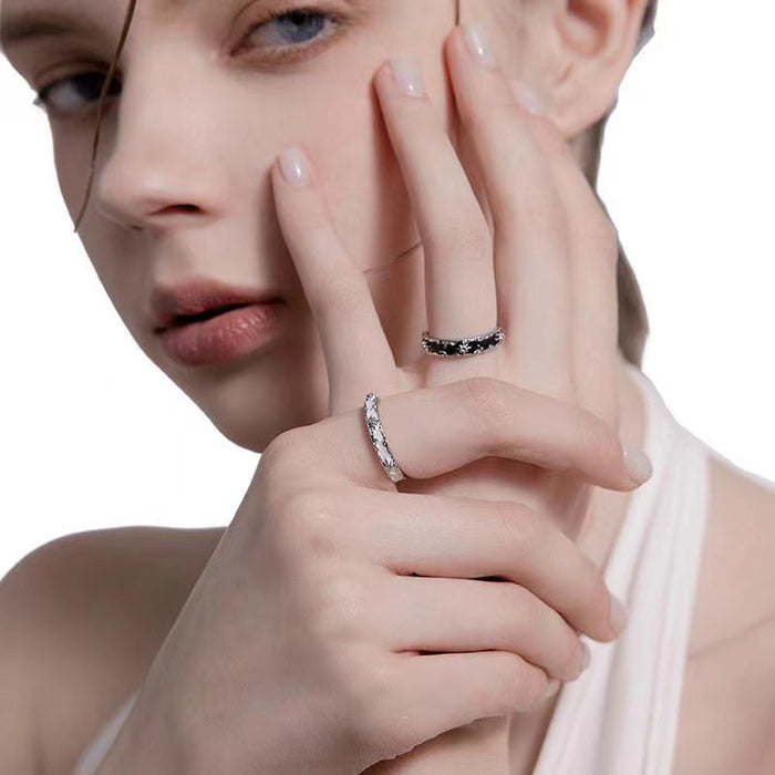 Wholesale Ring high-end, niche design, simple couple pairing ring, open index finger