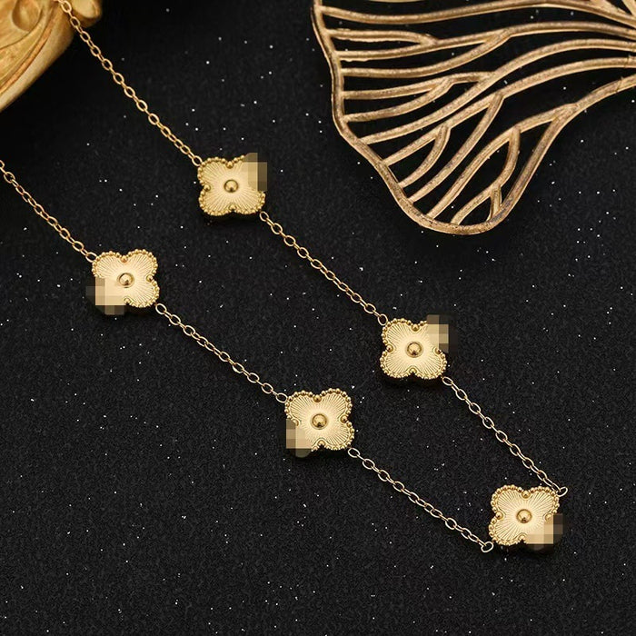 Wholesale Stainless Steel Clover Bracelet Simple Versatile Collarbone Chain