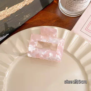 Wholesale Small Grab Clip Half Hair Shark Clip Simple Elegant Hairpin Headwear Summer