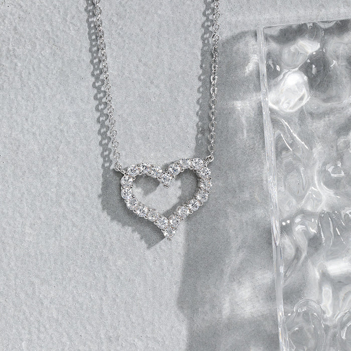 Wholesale Heart Clavicle Chain Rose Gold Simple Fashionable Exquisite Heart-shaped Diamond