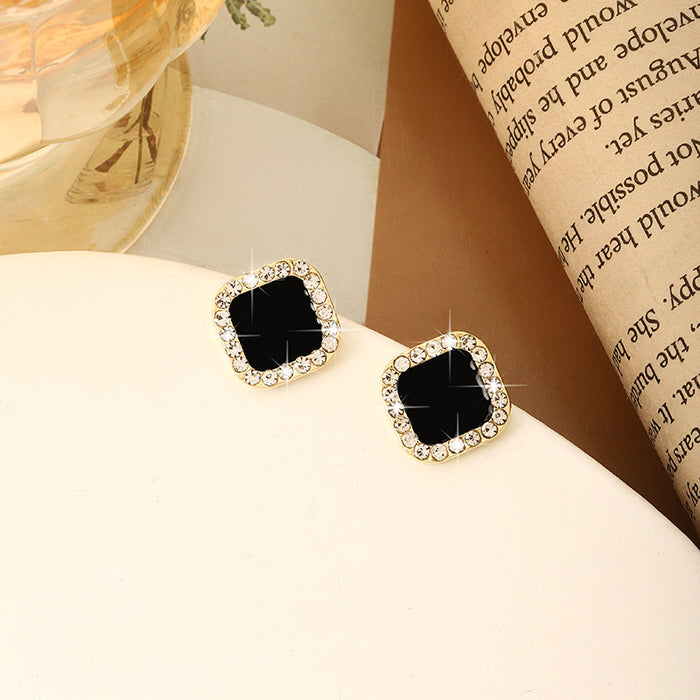 Wholesale Love black oil drop diamond square earrings silver needle light luxury earrings for women