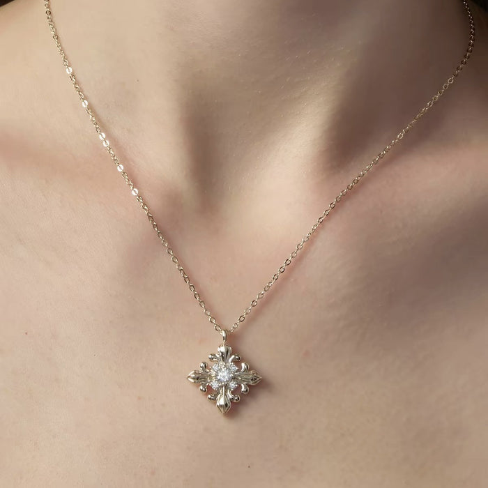 Wholesale Minimalist Iris Flower Pendant Necklace For Women Gold Plated Chic Gift Jewelry