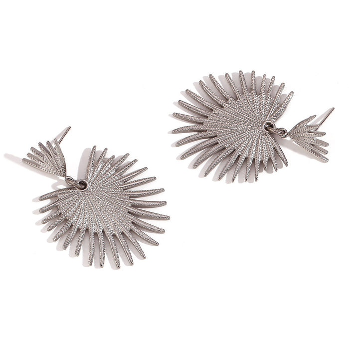Wholesale Fashionable and versatile retro niche earrings made of stainless steel gold-plated irregular geometric heart-shaped earrings