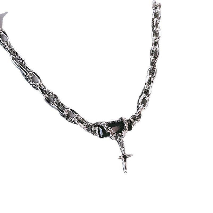Wholesale Necklace for men with a niche design, wrapped and layered versatile collarbone chain pendant