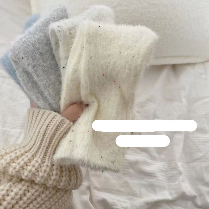 Wholesale Plush warm thick solid color mid-calf socks