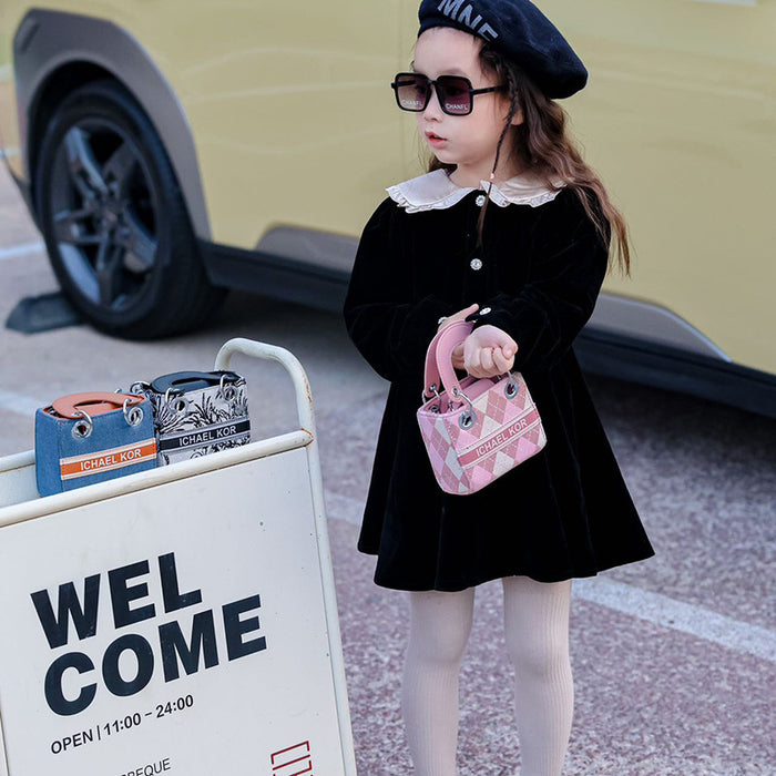 Wholesale Children's bag, fashionable and cute mini versatile diamond grid small bag