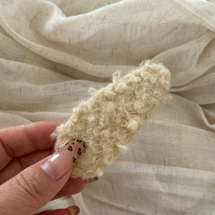 Wholesale Plush Hair Clips with Colorful Lamb Wool on the Side