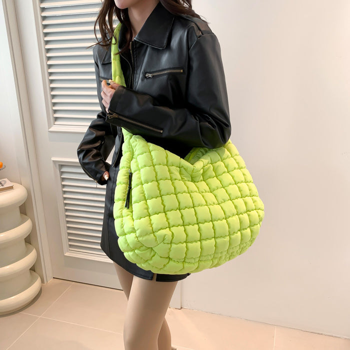 Wholesale pleated cloud bag fashion shoulder portable dumpling bag large capacity down cotton underarm women's bag