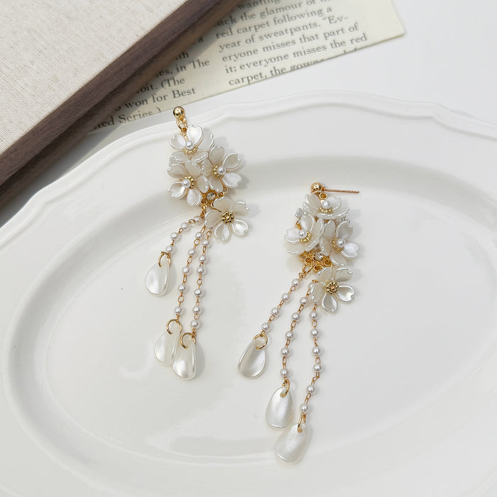 Wholesale Vintage floral long tassel earrings with temperament, niche and personalized tassels