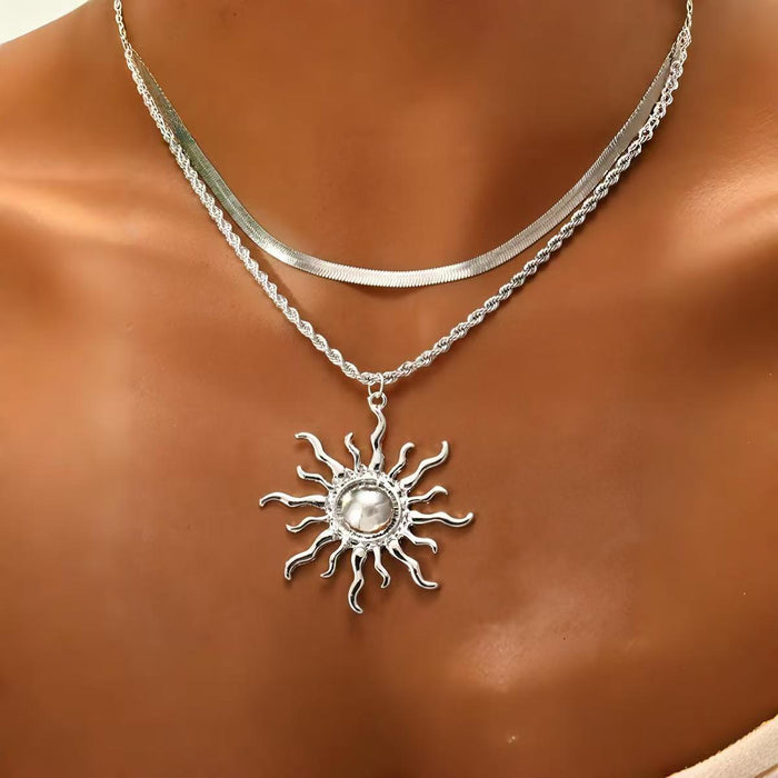 Wholesale Light luxury sun flame pendant necklace, creative collarbone chain, layered fashion necklace