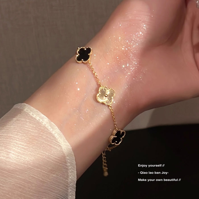Wholesale Sparkling Diamond Black Gold Clover Bracelet