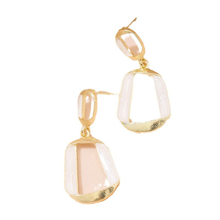 Wholesale Geometric square earrings with a luxurious and high-end feel, personalized retro and irregular temperament, earrings and accessories