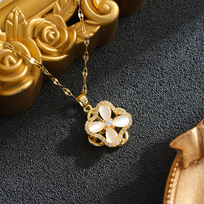 Wholesale Rotating Bauhinia Flower Necklace