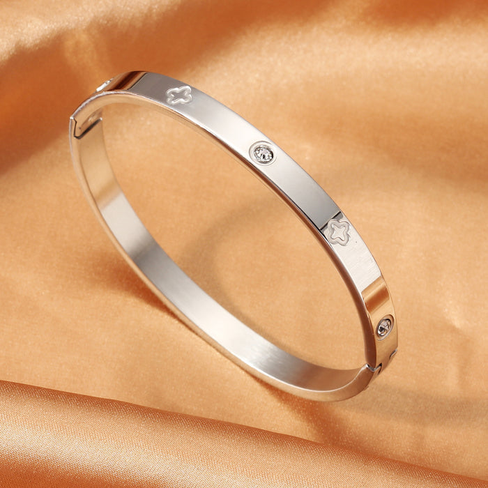 Wholesale Sophisticated &  Elegant: Light Luxury Titanium Steel Bangle
