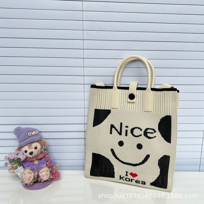 Wholesale Cute cartoon knitted bag,  knitted handbag,  crossbody shoulder bag,  must-have for travel