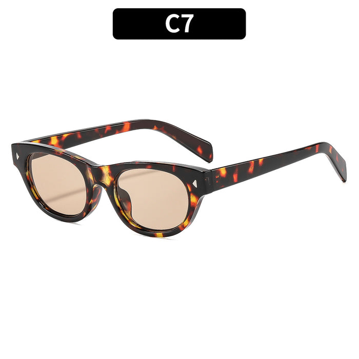 Wholesale Retro Square Sunglasses for Women Trendy UV400 Black Frame Gray Lens Fashion Accessory
