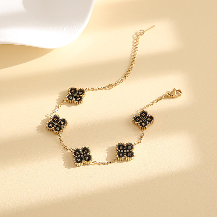 Wholesale Titanium steel non-fading four-leaf clover bracelet