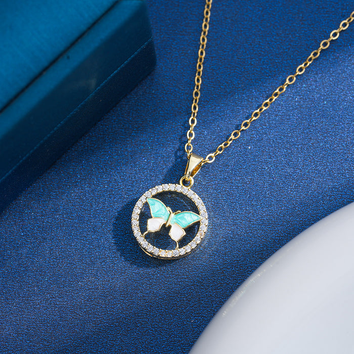 Wholesale Personalized butterfly openwork diamond-encrusted round necklace with geometric pendant clavicle chain