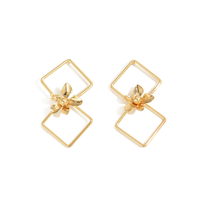 Wholesale Fashionable dangling earrings are elegant, simple, and fashionable. Flower earrings are lightweight and do not fall off the ears