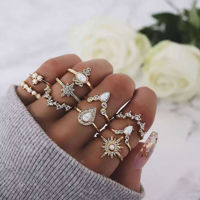 Wholesale Retro Water Drop Pony Carved Unicorn Lotus Hollow Diamond Alloy Ring Set of 13 Pieces JDC-RS-YongG003