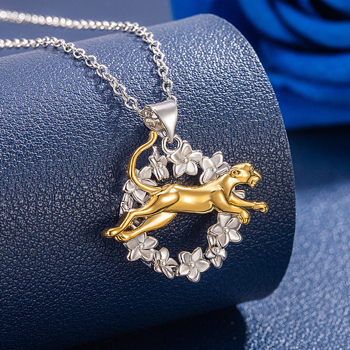 Wholesale Elegant luxury pendant necklace, versatile flower necklace