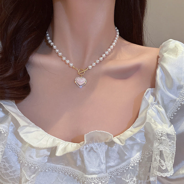 Wholesale New temperament imitation pearl heart necklace with simple collarbone chain