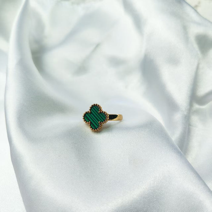 Wholesale Premium titanium steel ring, niche high-end versatile four leaf clover ring style customization, no fading