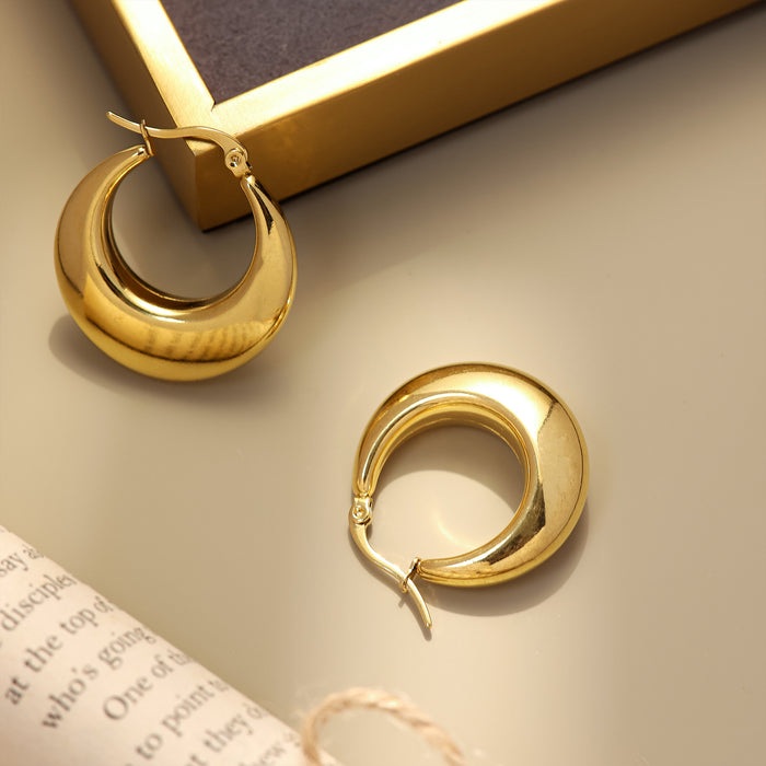 Wholesale Stainless steel geometric solid smooth earrings are fashionable, simple, and high-end ear loops and accessories