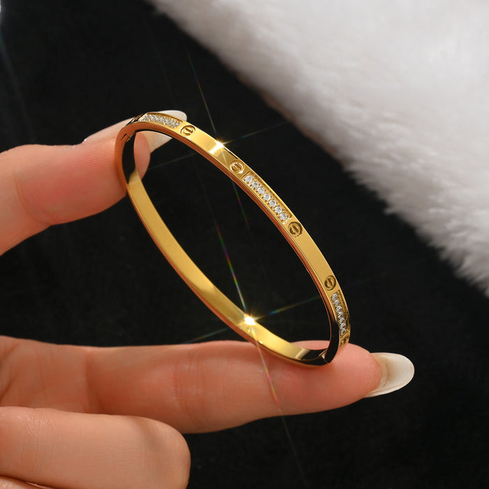 Wholesale Stylish Titanium Steel Four Leaf Clover Bracelet For Women Gold Tone Crystal Jewelry Accessory Everyday Gift Boutique Resale