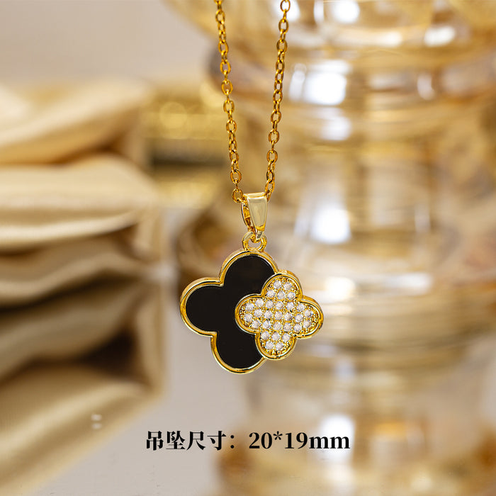 Wholesale Four-Leaf Clover Necklace Women' s Micro-Inlaid Gold Electroplated Pendant