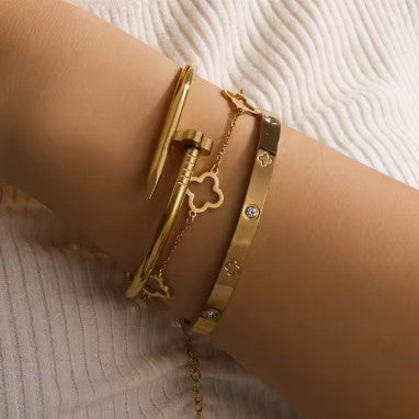 Wholesale Gold Titanium Steel Bangle Set 3 Piece Clover Studded Jewelry For Women Fashion Accessory Gift
