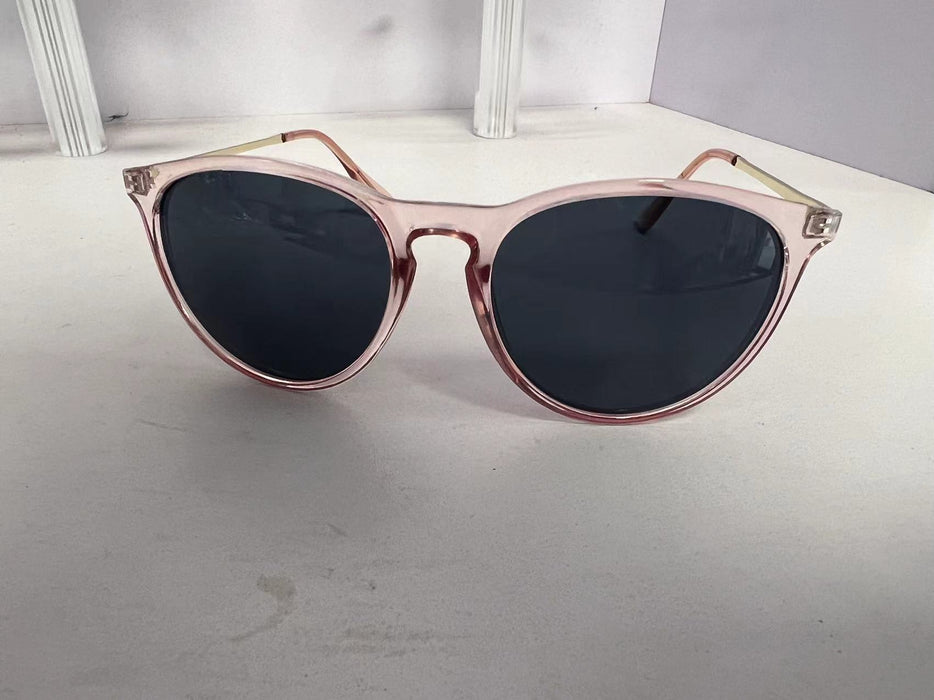 Wholesale Retro sunglasses, trendy polarized sunglasses, fashionable sunglasses