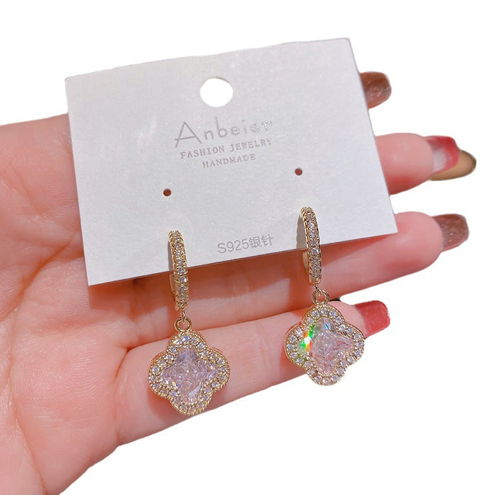 Wholesale Real Gold Delicate Flower Earrings Niche Zircon Earrings