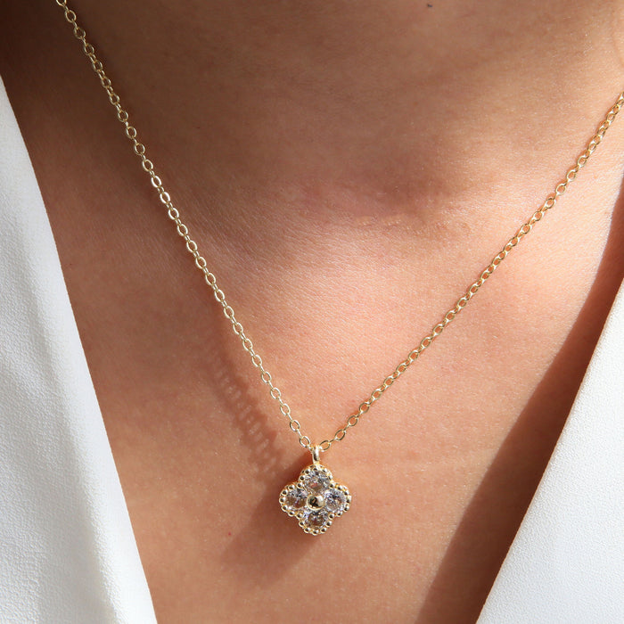 Wholesale 18k brass micro inlaid colored zirconium four-leaf clover flower  pendant clavicle chain necklace