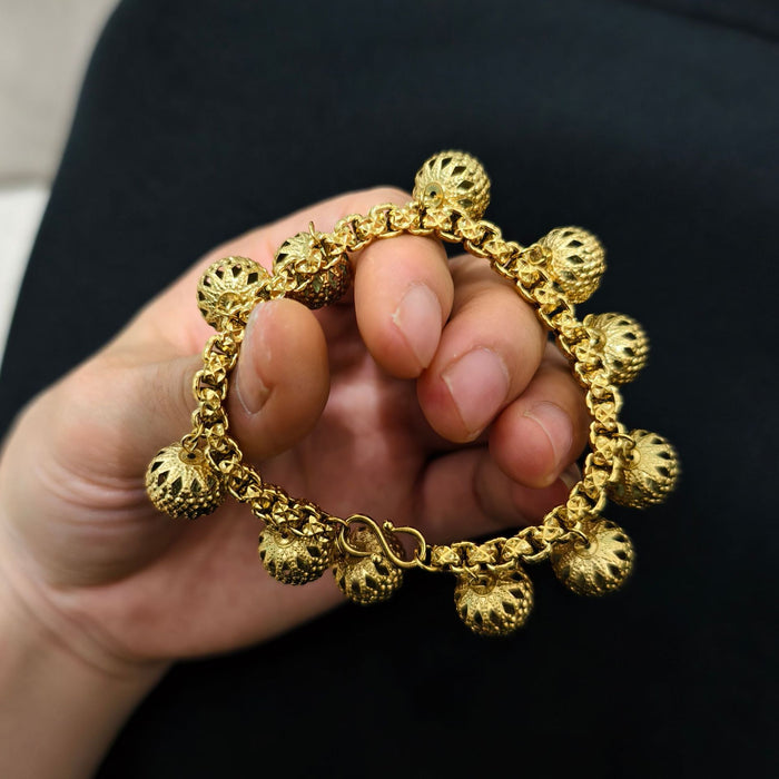 Wholesale Thick Chain Stainless Steel New Square Pearl Embossed Bracelet Multi Element Light Luxury Fashion Bracelet