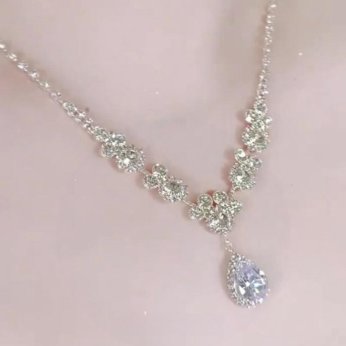 Wholesale Necklace Women's  Exquisite Collarbone Chain