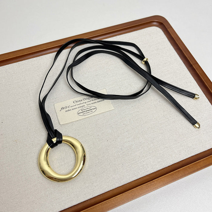 Wholesale Sweater chain, irregular geometry, heart-shaped comb pendant, necklace, adjustable drawstring, accessory