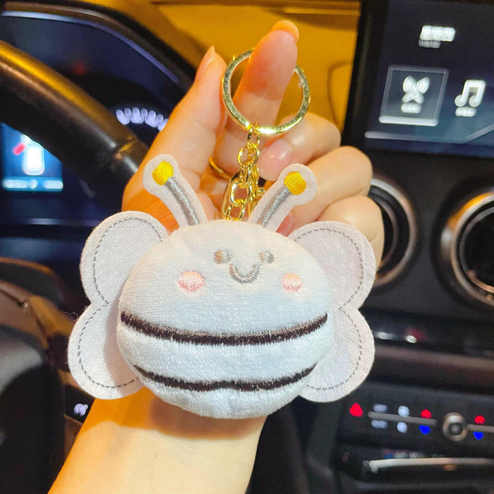 Wholesale Cartoon plush doll keychain cute bee key doll pendant clothing bag accessories