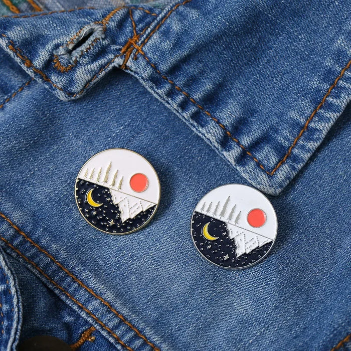 Wholesale Iceberg Sun Moon Brooch Couple's Badge Collection Collar Decoration Backpack Pendant Clothing Corner Fixing