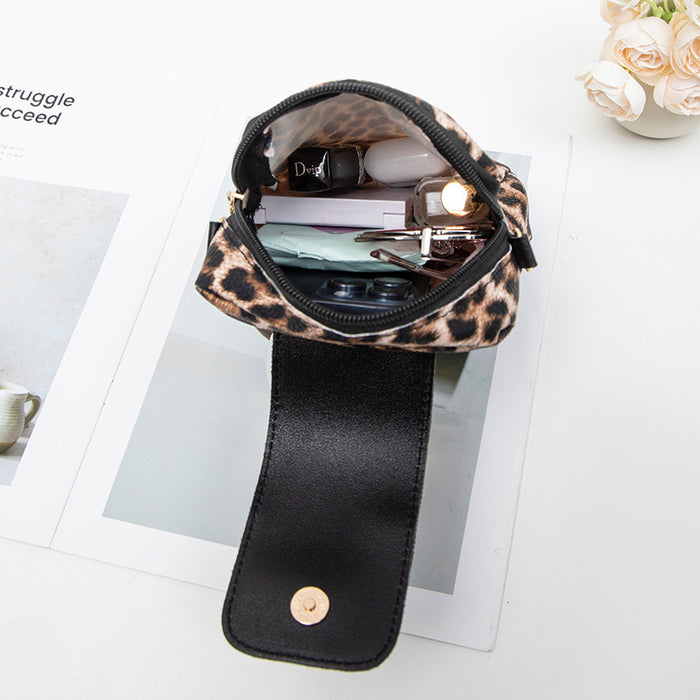 Wholesale Leopard Print Women' s Cell Phone Bag Fashion Crown Charm Embossed Crossbody Bag Shoulder Bag