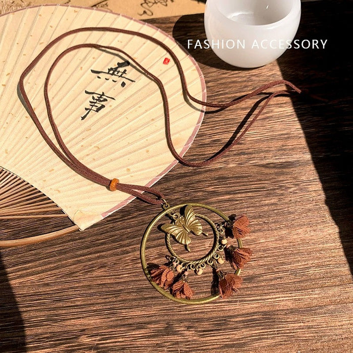 Wholesale Vintage feather necklace, double-layer layered long sweater chain accessory