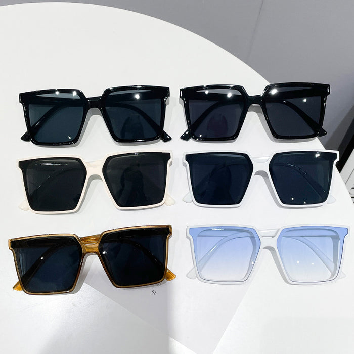 Wholesale Large box sunglasses, trendy street photography, high-end sunglasses