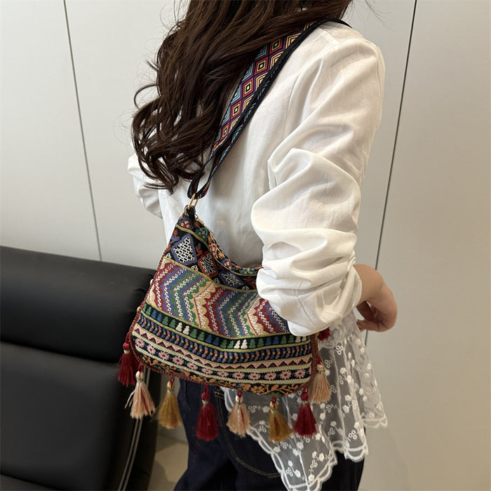 Wholesale Bohemian Tassel Cloth Shoulder Bag - Trendy Street Style for Casual Use